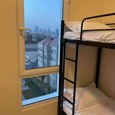 Expo Backpackers Hostel Дубай Екстериор снимка