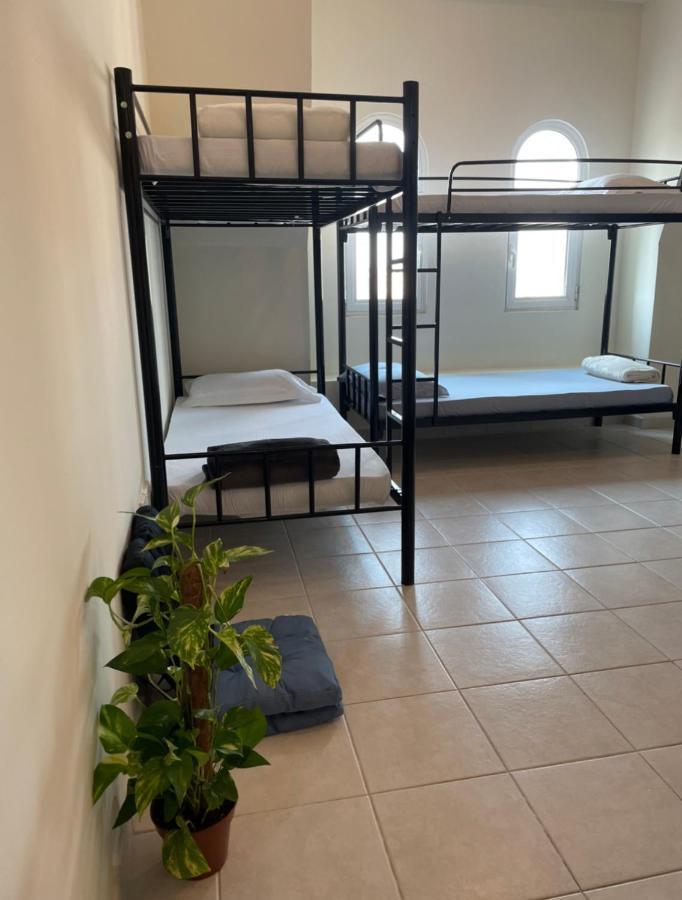 Expo Backpackers Hostel Дубай Екстериор снимка