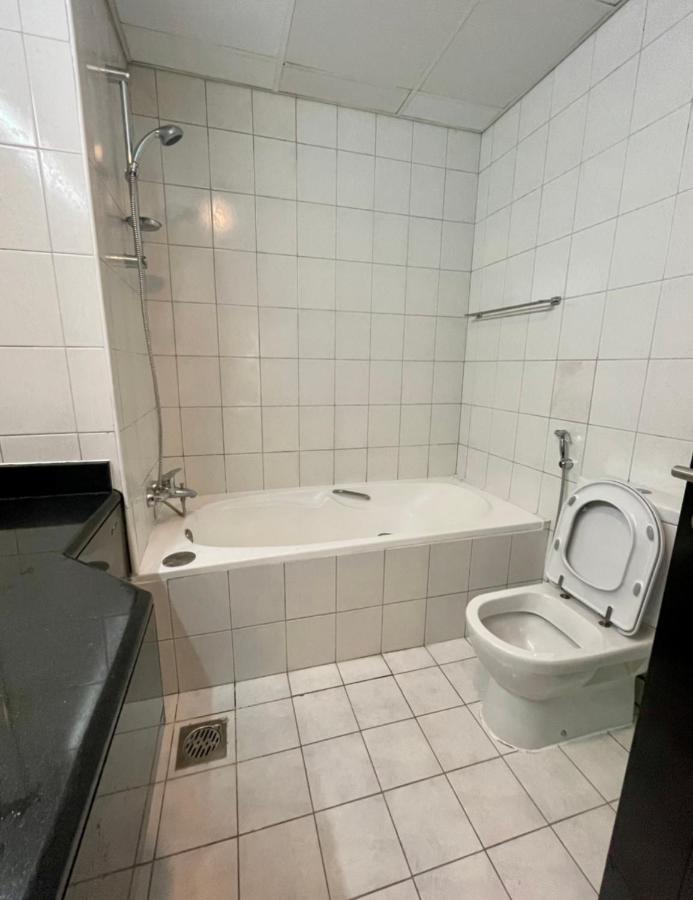 Expo Backpackers Hostel Дубай Екстериор снимка