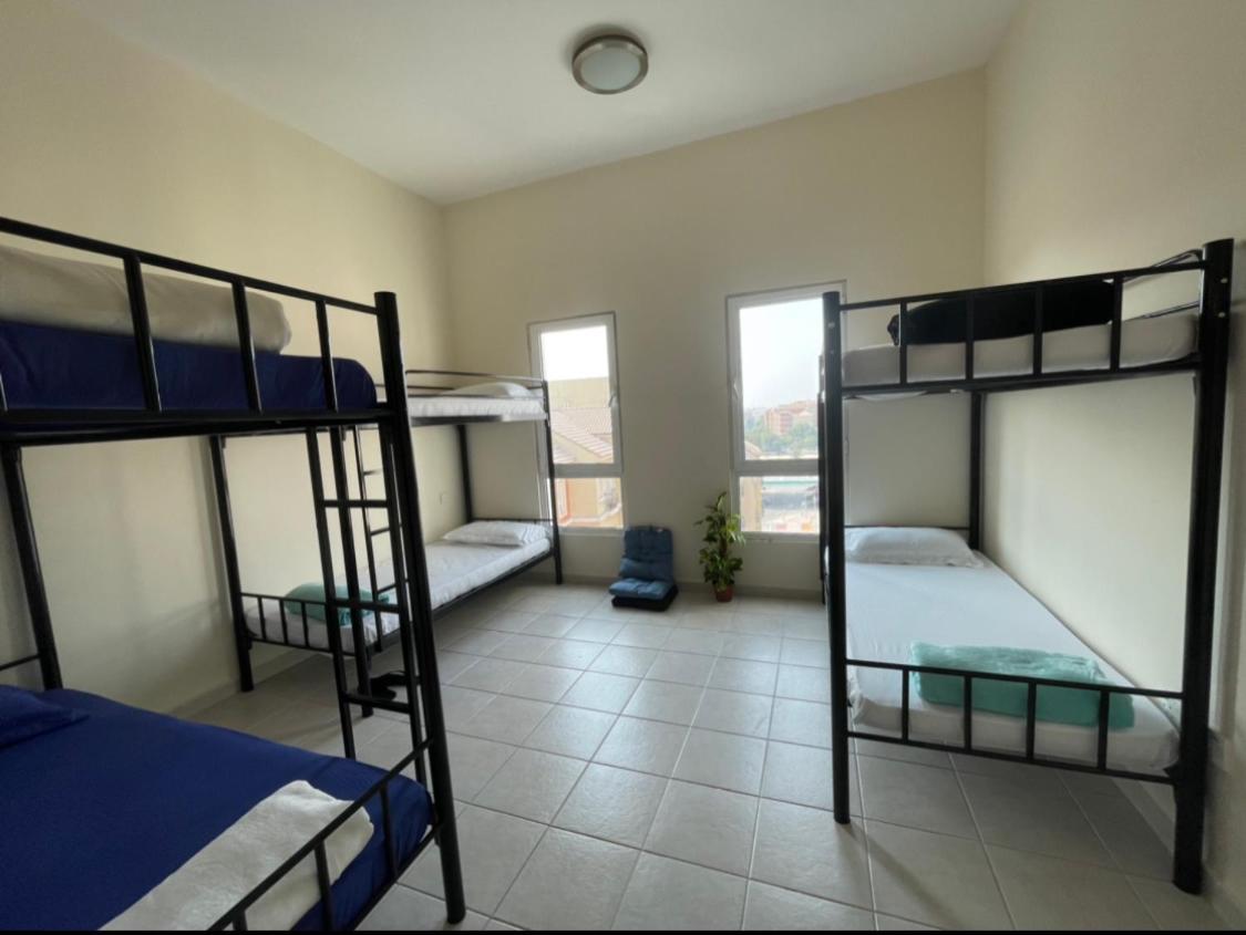 Expo Backpackers Hostel Дубай Екстериор снимка